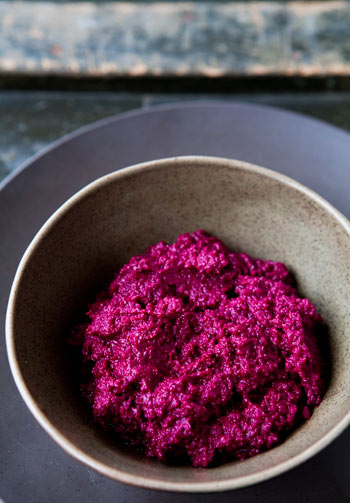 Beet hummus